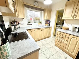 Photo 8- click for photo gallery